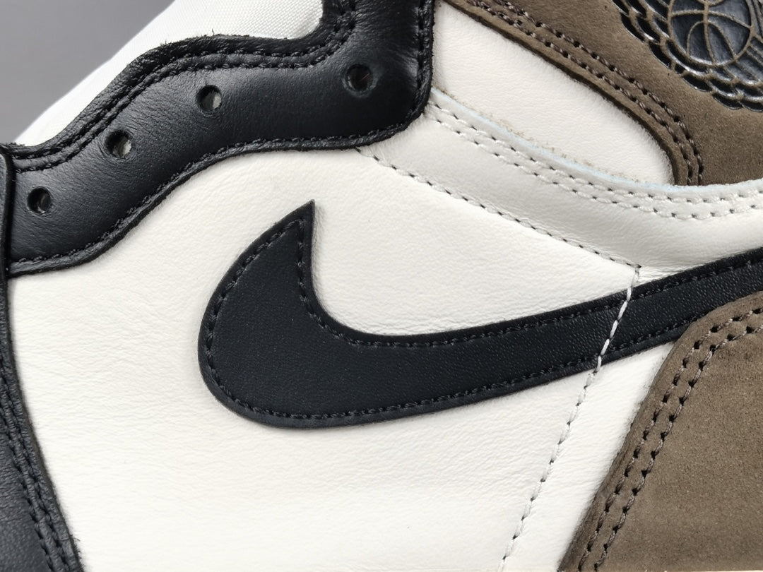 JORDAN 1 RETRO HIGH x DARK MOCHA 
