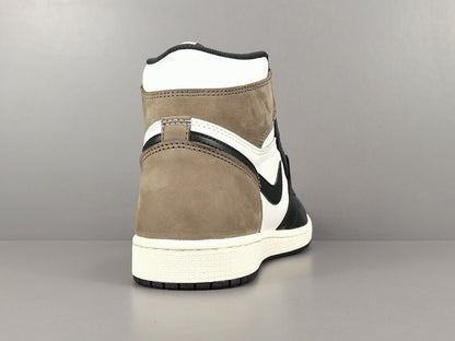 JORDAN 1 RETRO HIGH x DARK MOCHA 