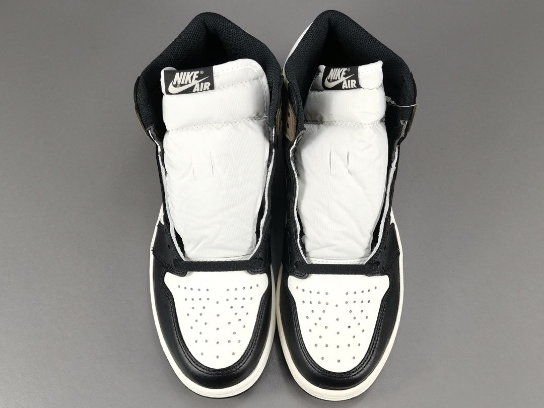 JORDAN 1 RETRO HIGH x DARK MOCHA 