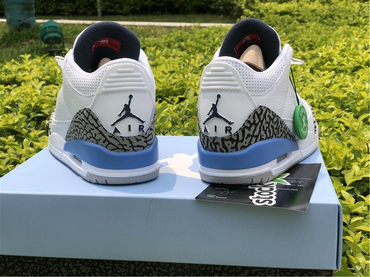 JORDAN 3 RETRO x UNC 