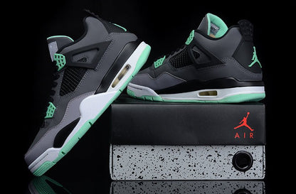JORDAN 4 x GREEN GLOW 