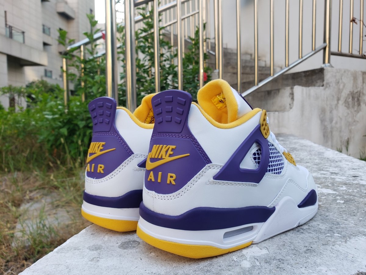 JORDAN 4 x MAISON DES LAKERS 