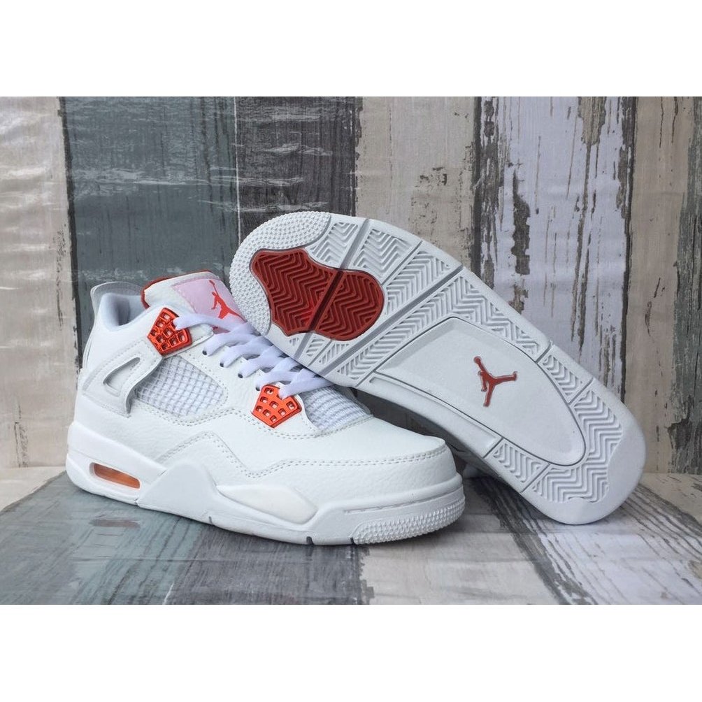 JORDAN 4 x ORANGE MÉTALLISÉ 