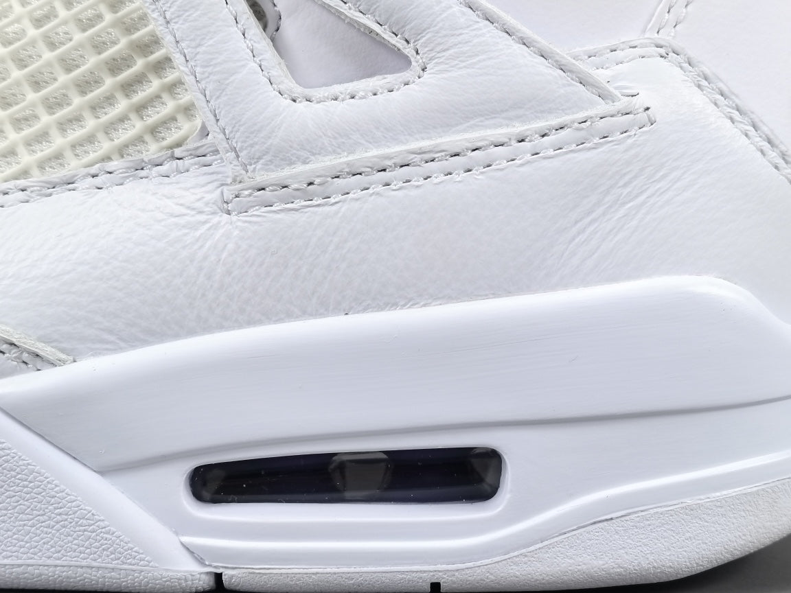 JORDAN 4 x VIOLET MÉTALLISÉ