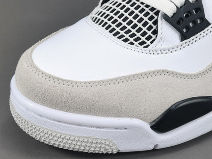 JORDAN 4 x NOIR MILITAIRE