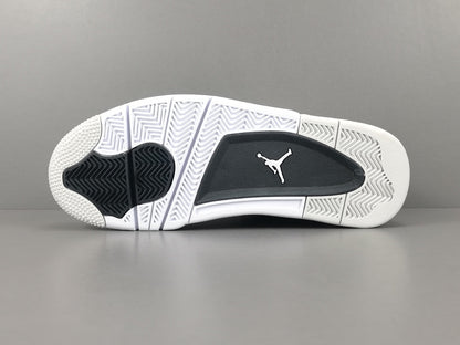 JORDAN 4 x NOIR MILITAIRE