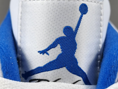 JORDAN 4 x SPORTS MOTORISÉS