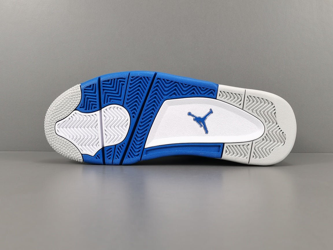 JORDAN 4 x SPORTS MOTORISÉS