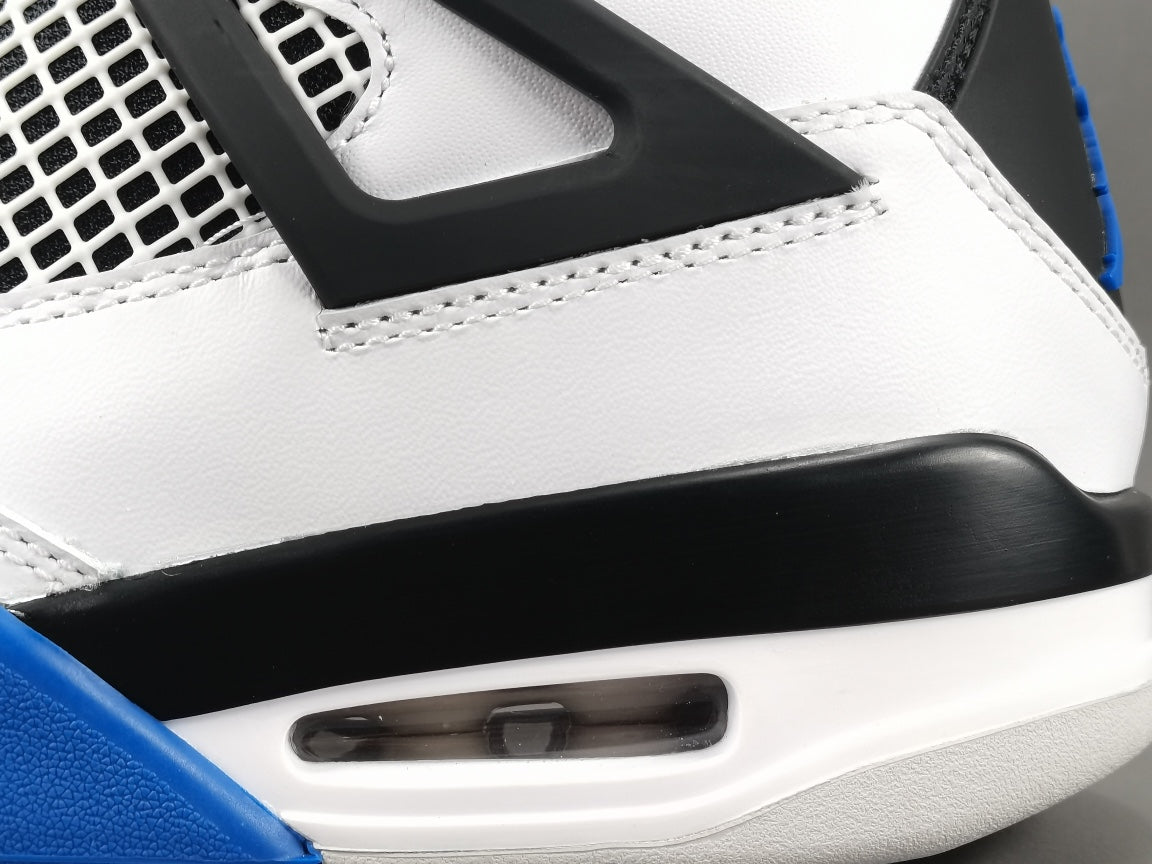 JORDAN 4 x SPORTS MOTORISÉS