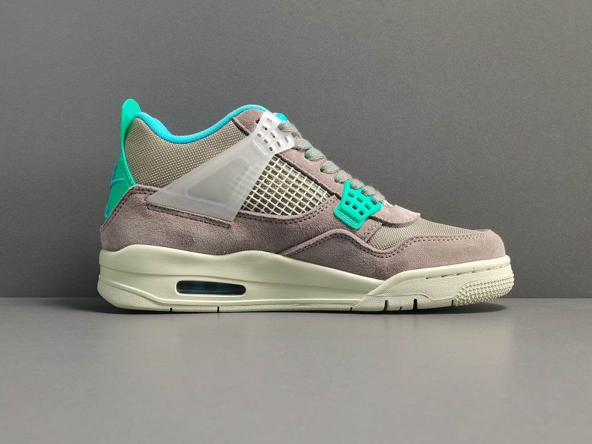 JORDAN 4 x SP 30TH ANNIVERSARY UNION TAUPE HAZE 