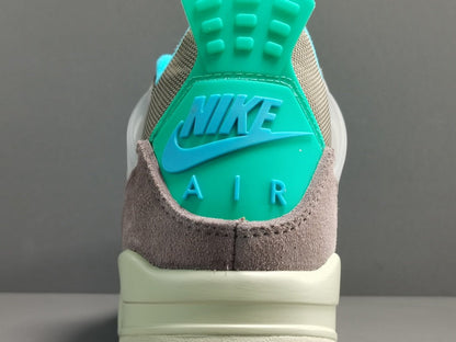 JORDAN 4 x SP 30TH ANNIVERSARY UNION TAUPE HAZE 