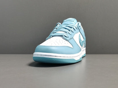 NIKE DUNK x PAISLEY PACK WORN BLUE