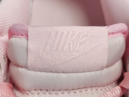 NIKE DUNK x PRISM PINK