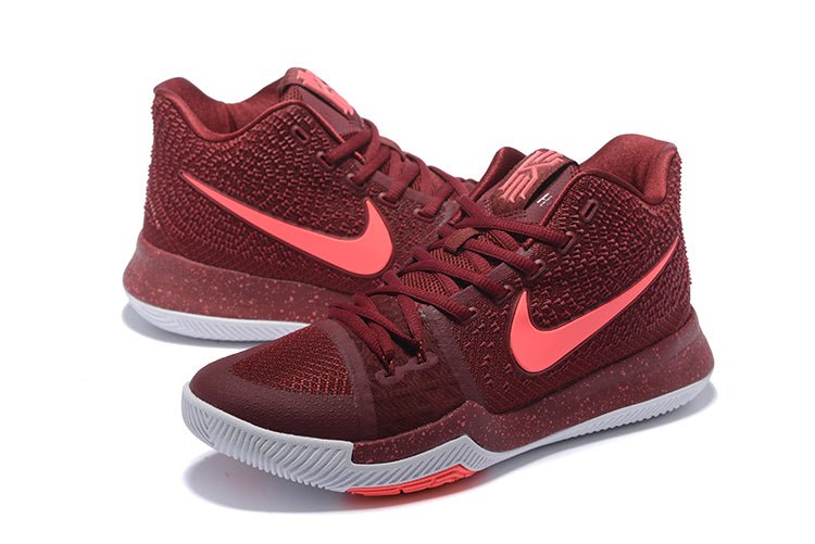 NIKE KYRIE 3 x ÉQUIPE ROUGE 
