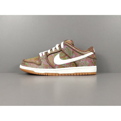 NIKE SB DUNK x PAISLEY BROWN