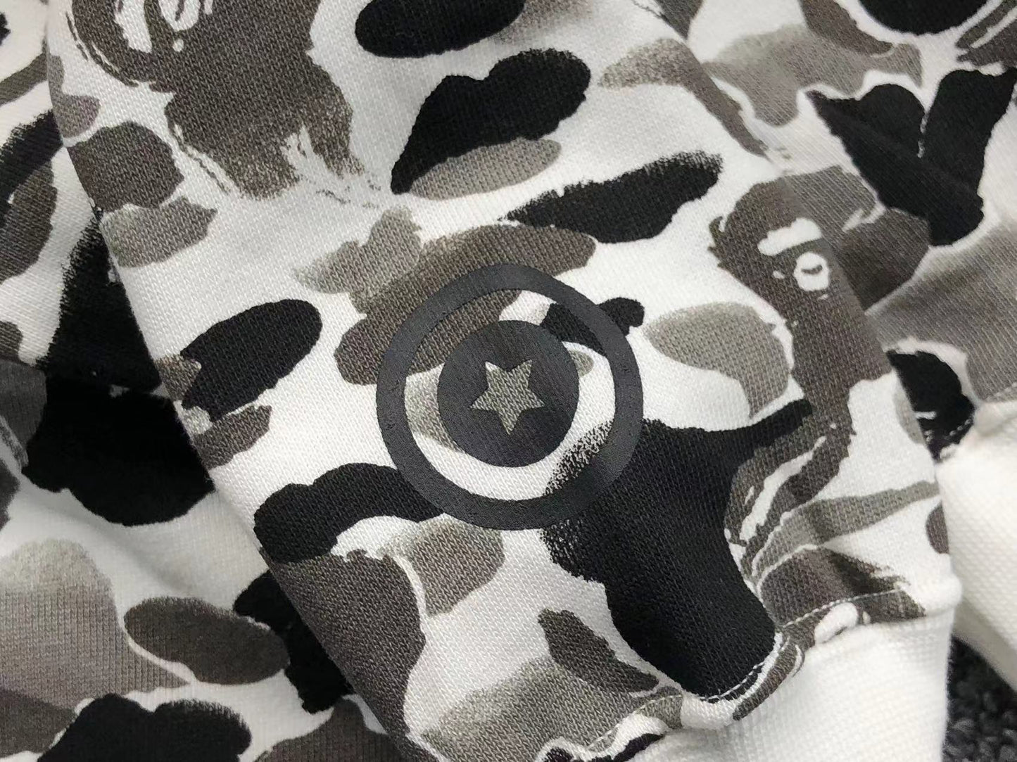 Sweat à capuche zippé BAPE ABC CAMO SHARK gris