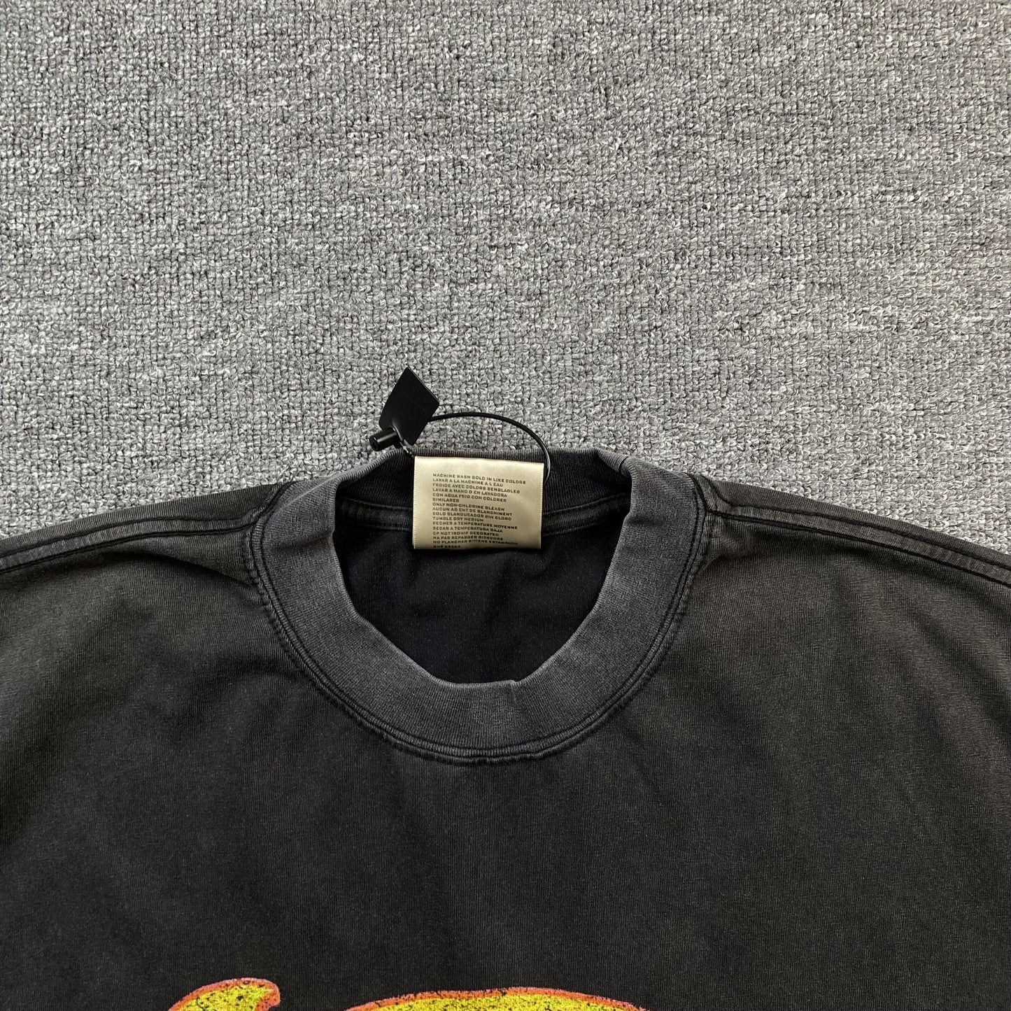 TUPAC VINTAGE GRAPHIC TEE DARK GREY