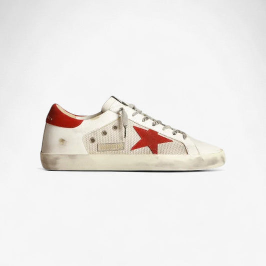 Baskets Superstar blanches en cuir avec étoile rouge