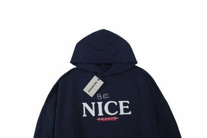 Sweat à capuche Balenciaga « Be Nice »