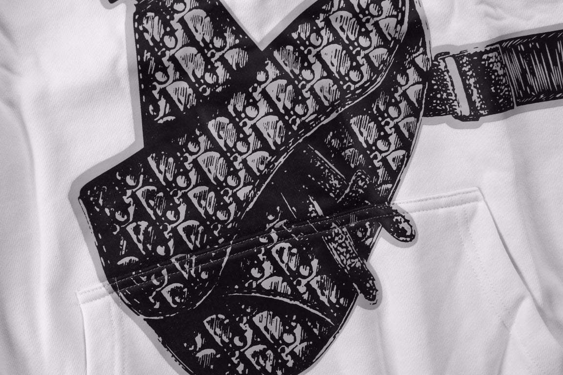 Sweat à capuche blanc Dior avec sac assorti