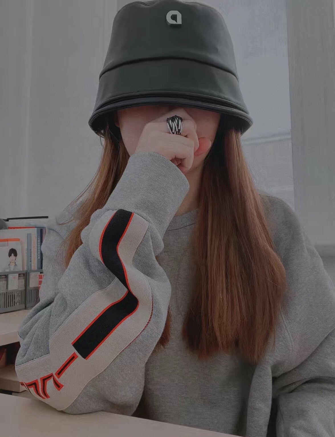 Sweat-shirt gris Gucci à rayures