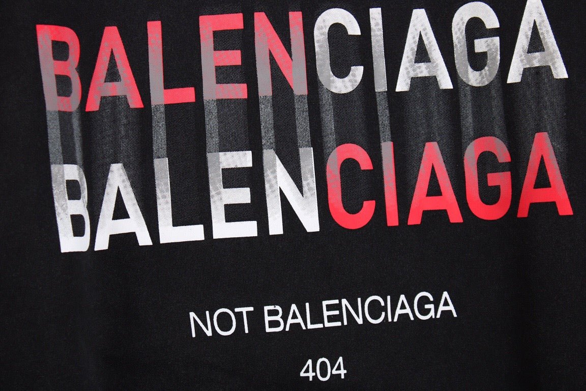 Sweat à capuche Balenciaga 404