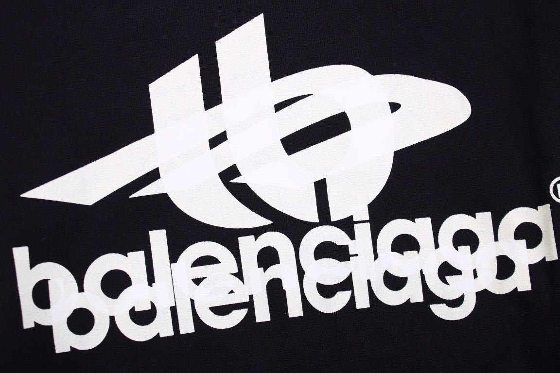 Sweat à capuche Balenciaga avec logo graphique noir