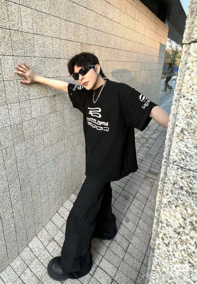 T-shirt noir graphique Balenciaga