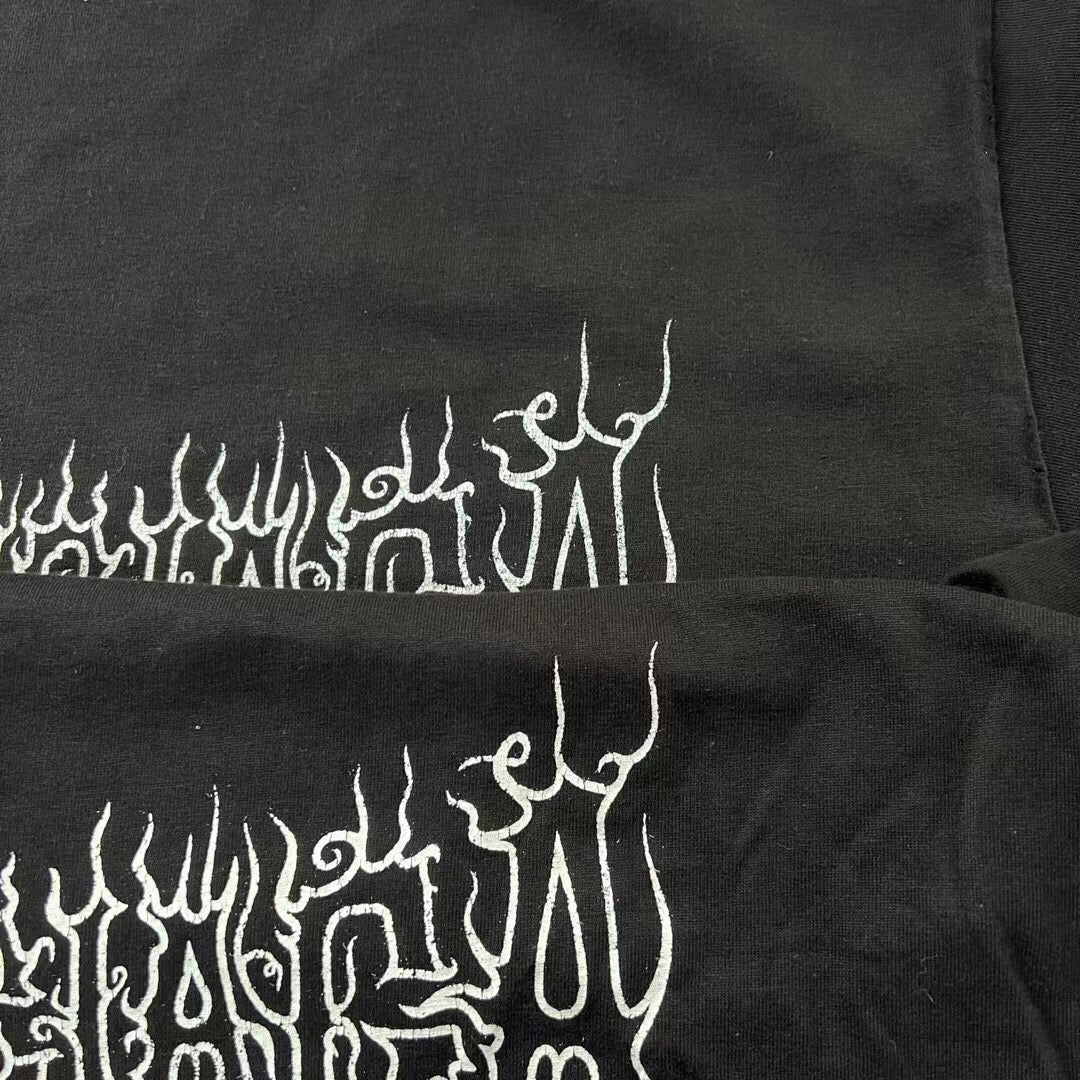 T-shirt Balenciaga avec logo flamme gothique