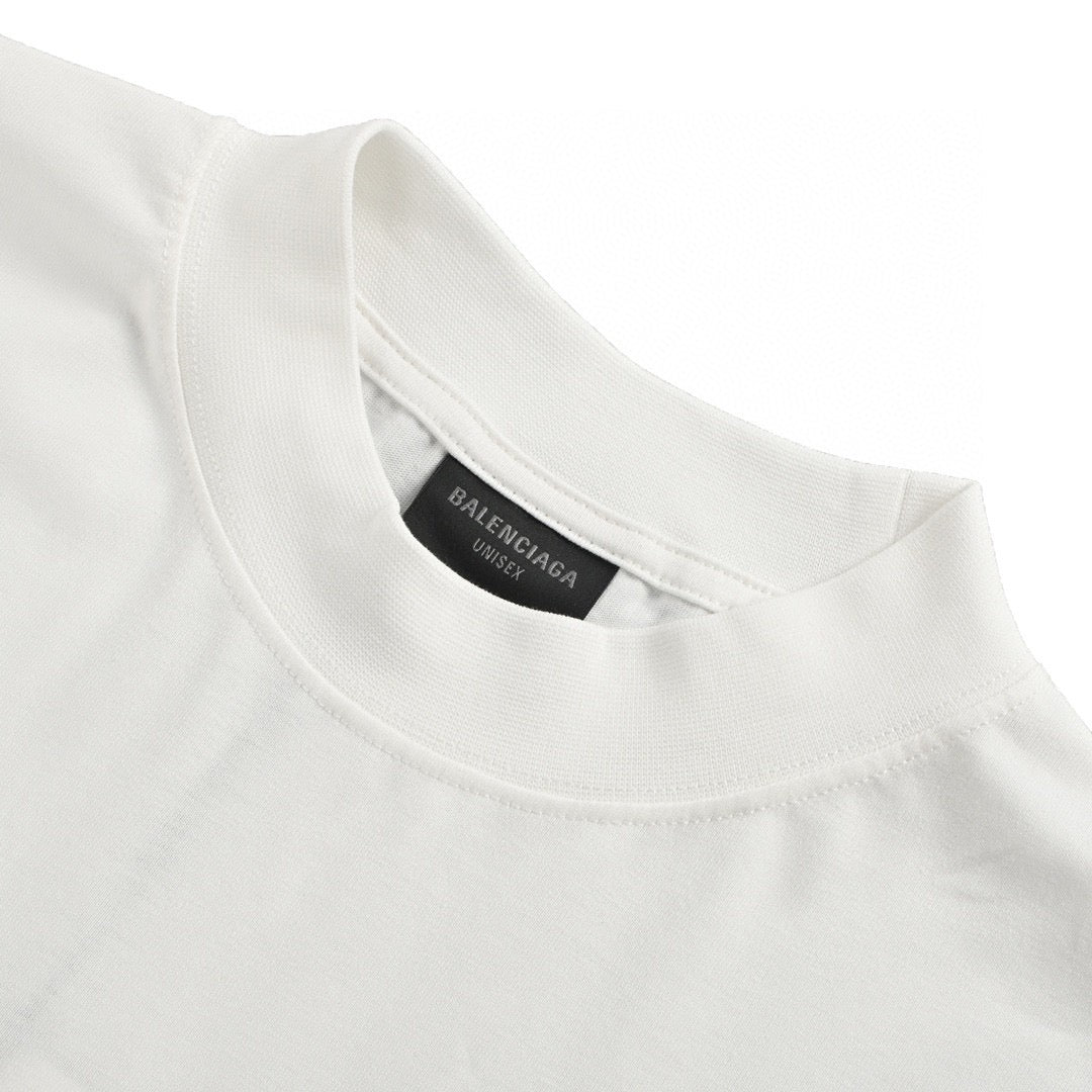 T-shirt blanc Balenciaga avec étiquette détaillée