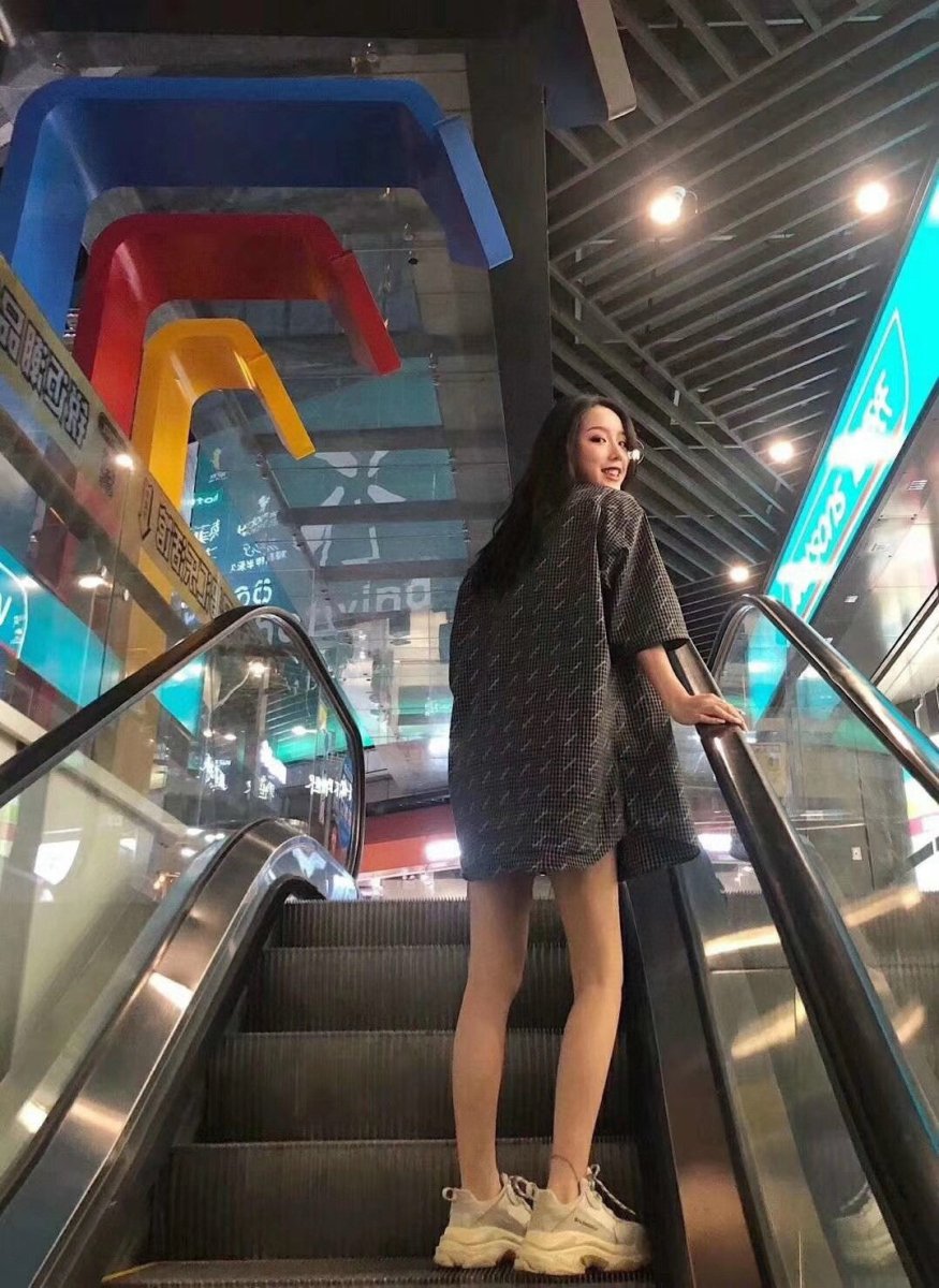 Chemise à carreaux Balenciaga à logo intégral