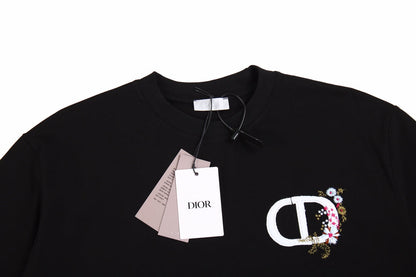 T-shirt Dior avec logo CD floral