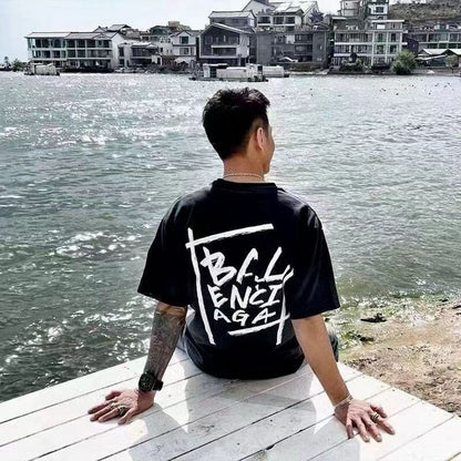 T-shirt noir Balenciaga à motif audacieux