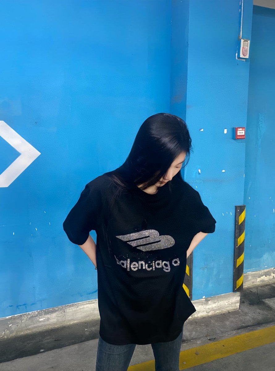 T-shirt Balenciaga à logo cristal noir