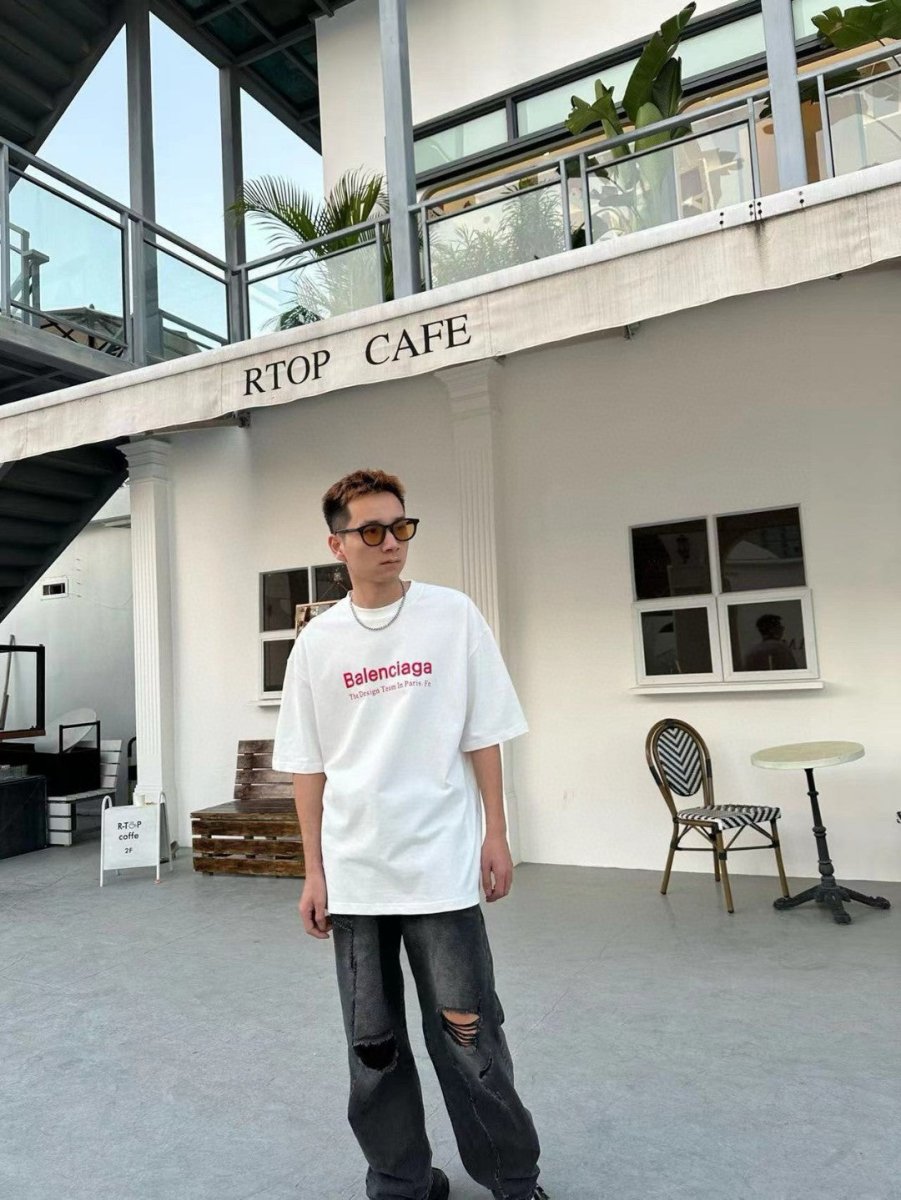 T-shirt Balenciaga Design Team (Blanc)