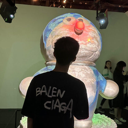 T-shirt noir Balenciaga à logo graffiti