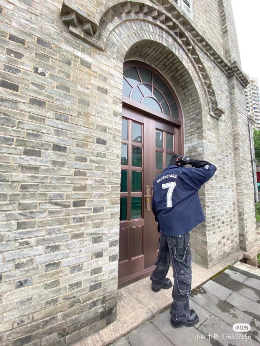 CHEMISE À BOUTONS AVEC LOGO BALENCIAGA BLEU MARINE