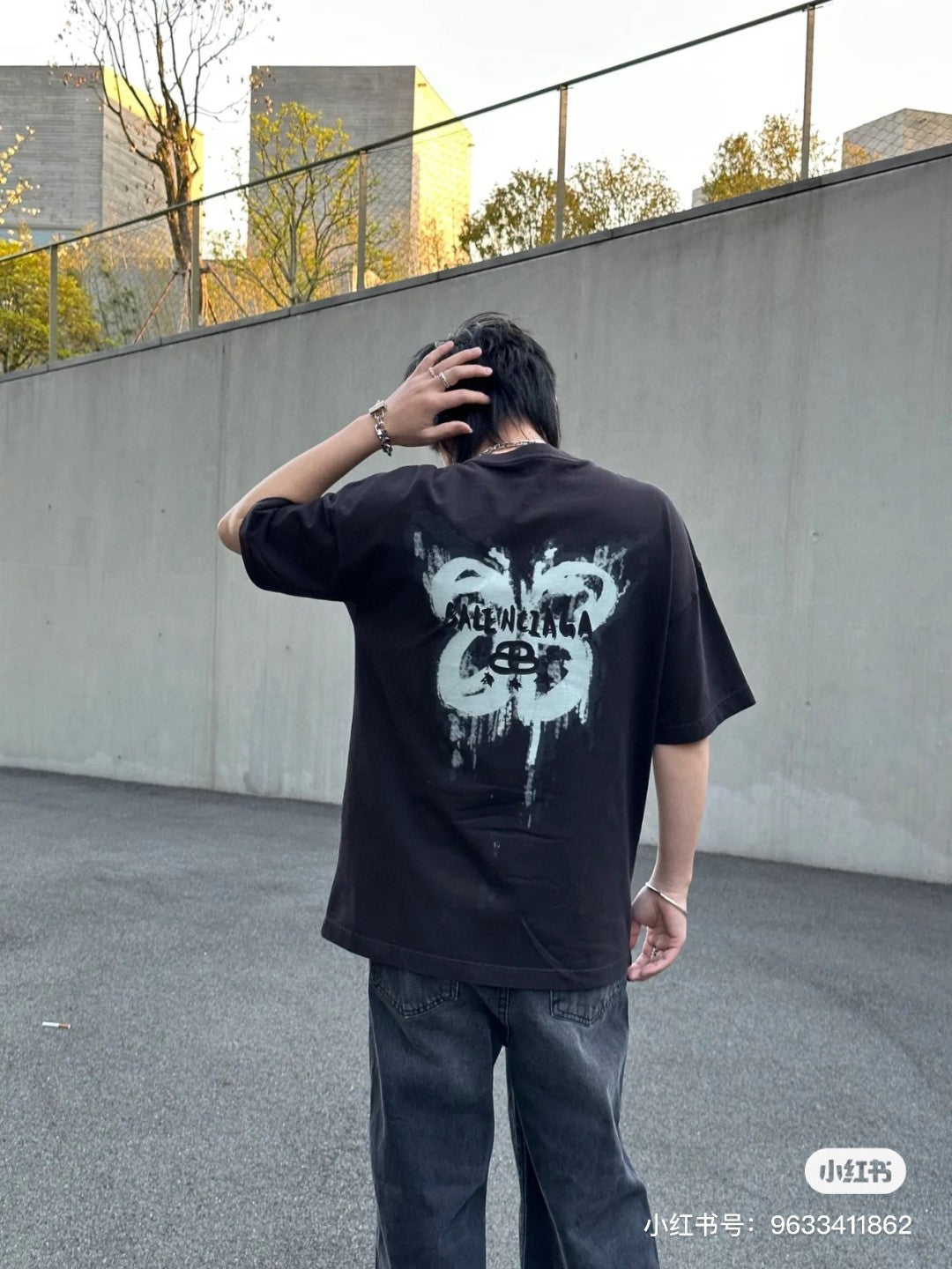 T-shirt Balenciaga à motif étoile noir