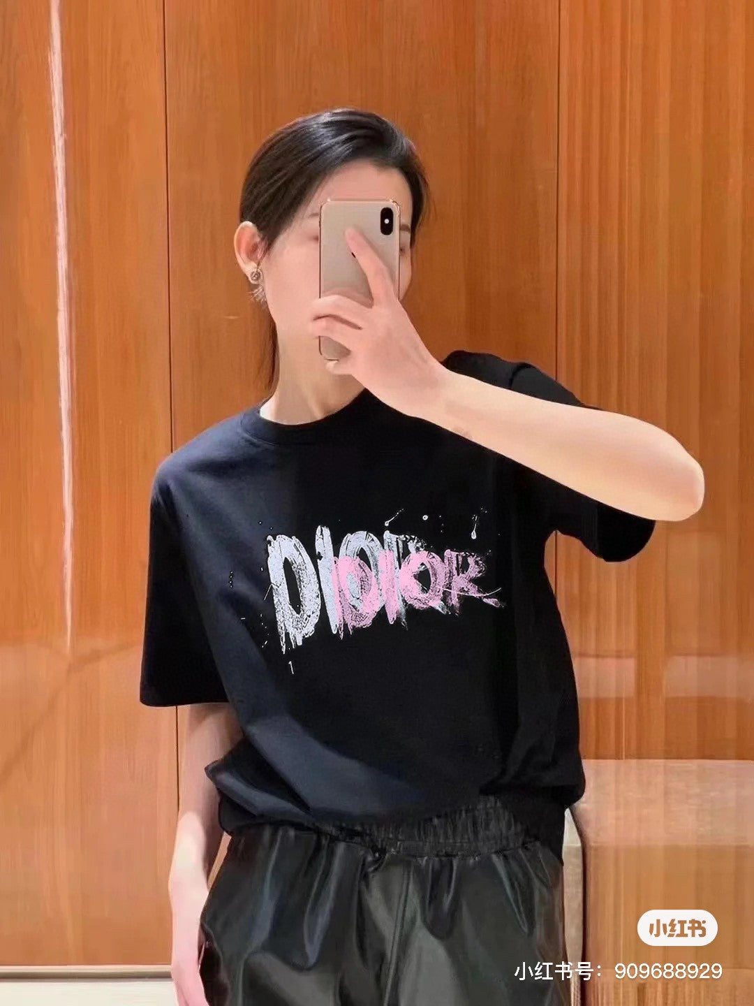 T-shirt noir à logo graffiti Dior