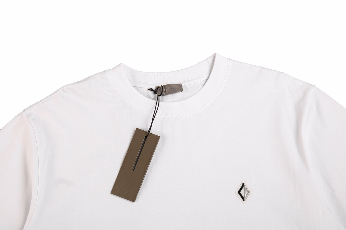 T-shirt Dior avec logo minimaliste (blanc)