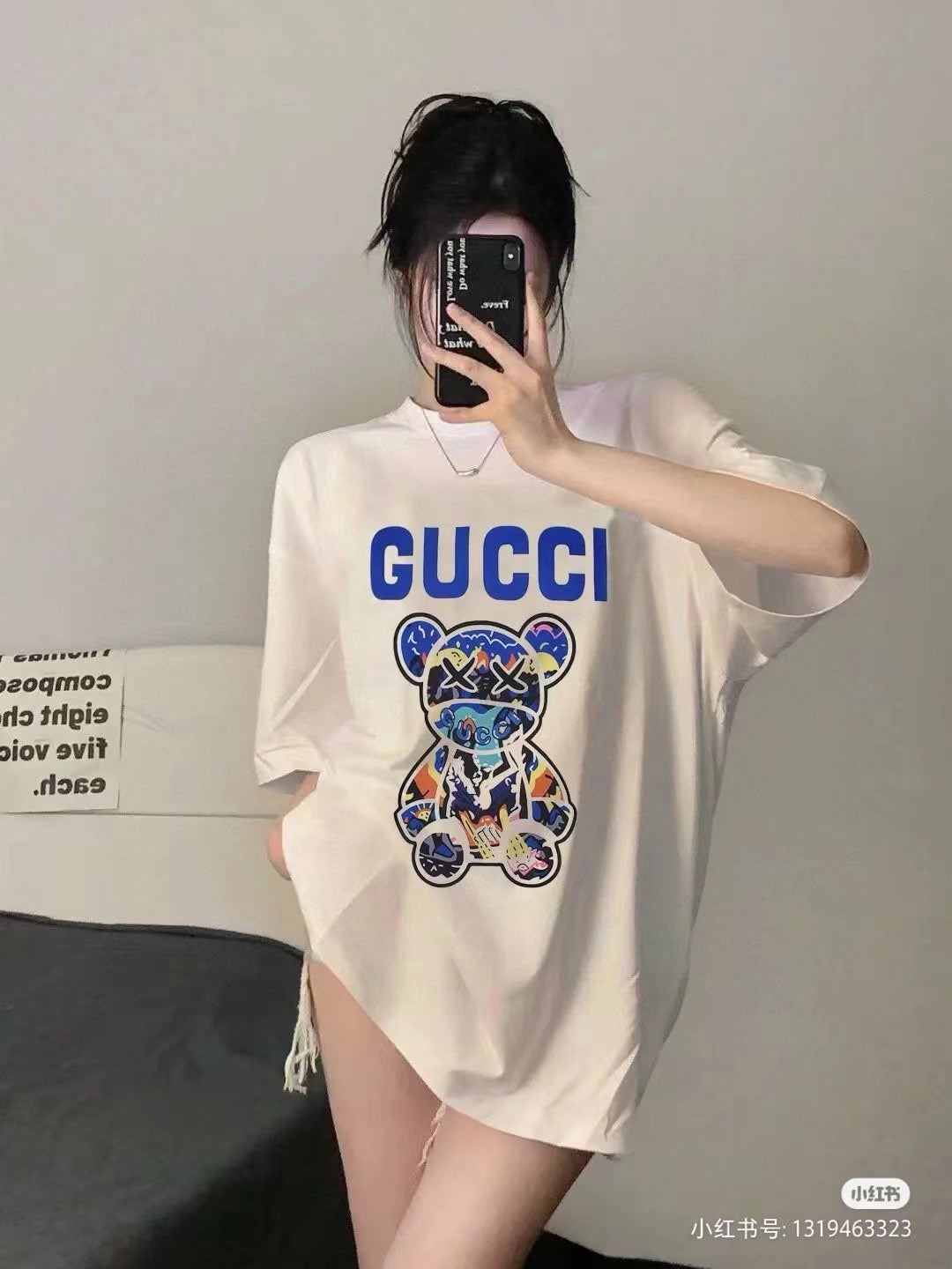 T-shirt Gucci crème avec motif ours