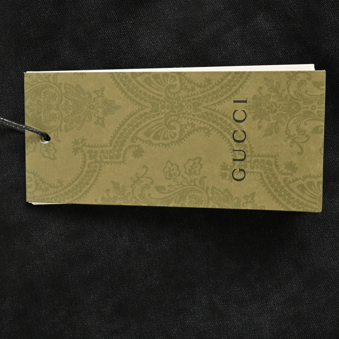 T-shirt Gucci à logo vieilli (noir)