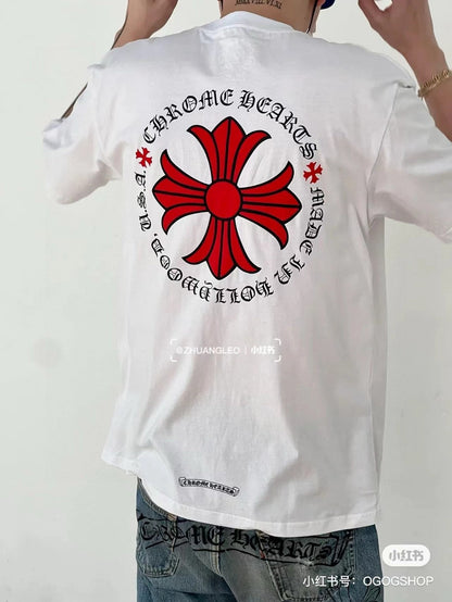 T-shirt blanc Gucci à poche et motif floral en forme de cœur