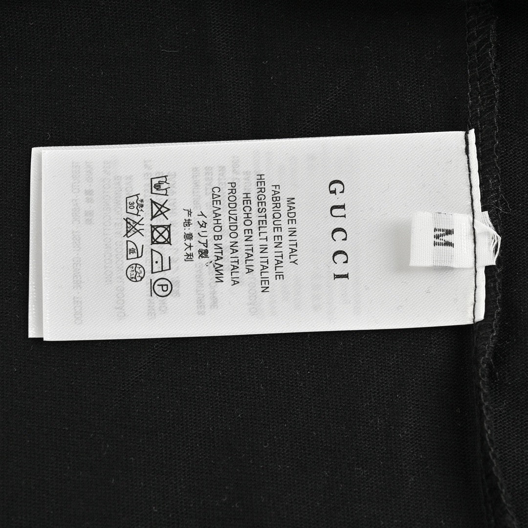 T-shirt Gucci - Logo griffonné