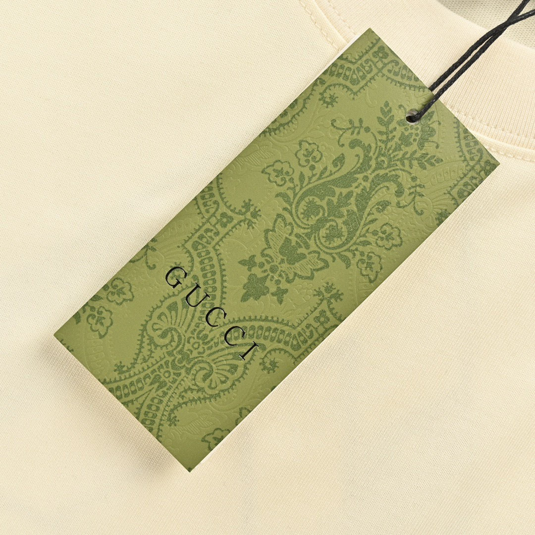 T-shirt beige Gucci à logo triangulaire