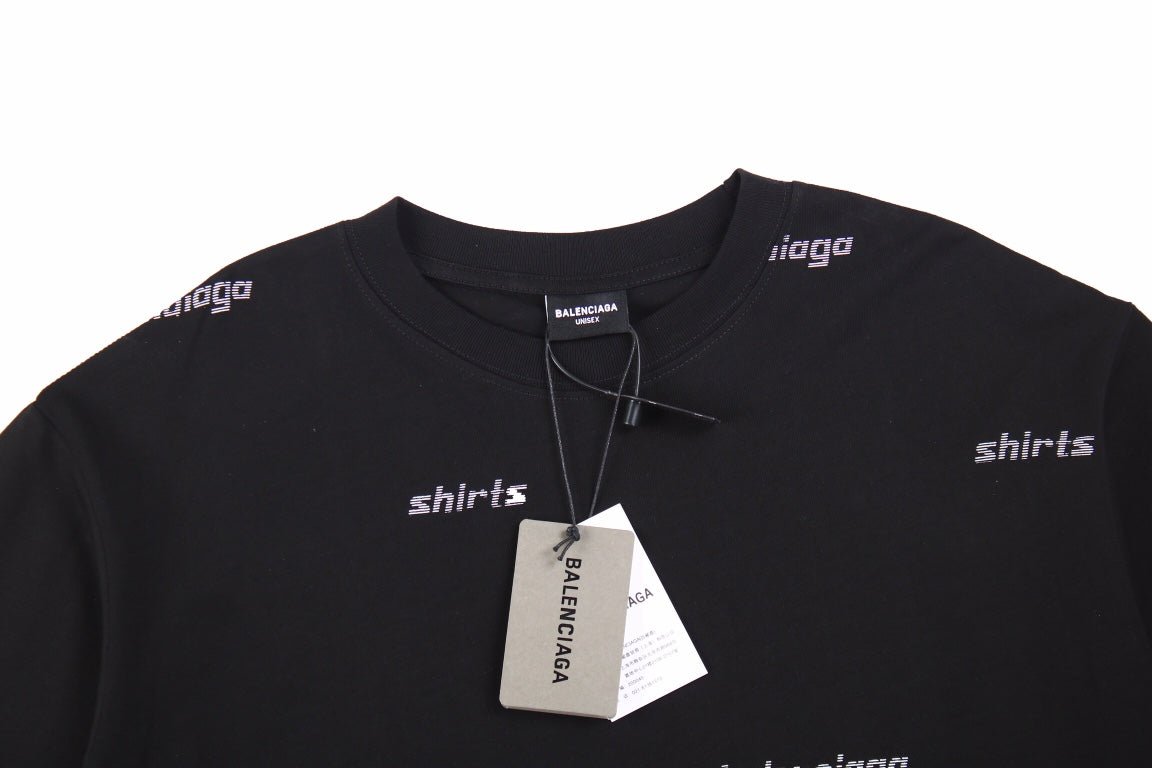 T-shirt Balenciaga à logo imprimé intégral