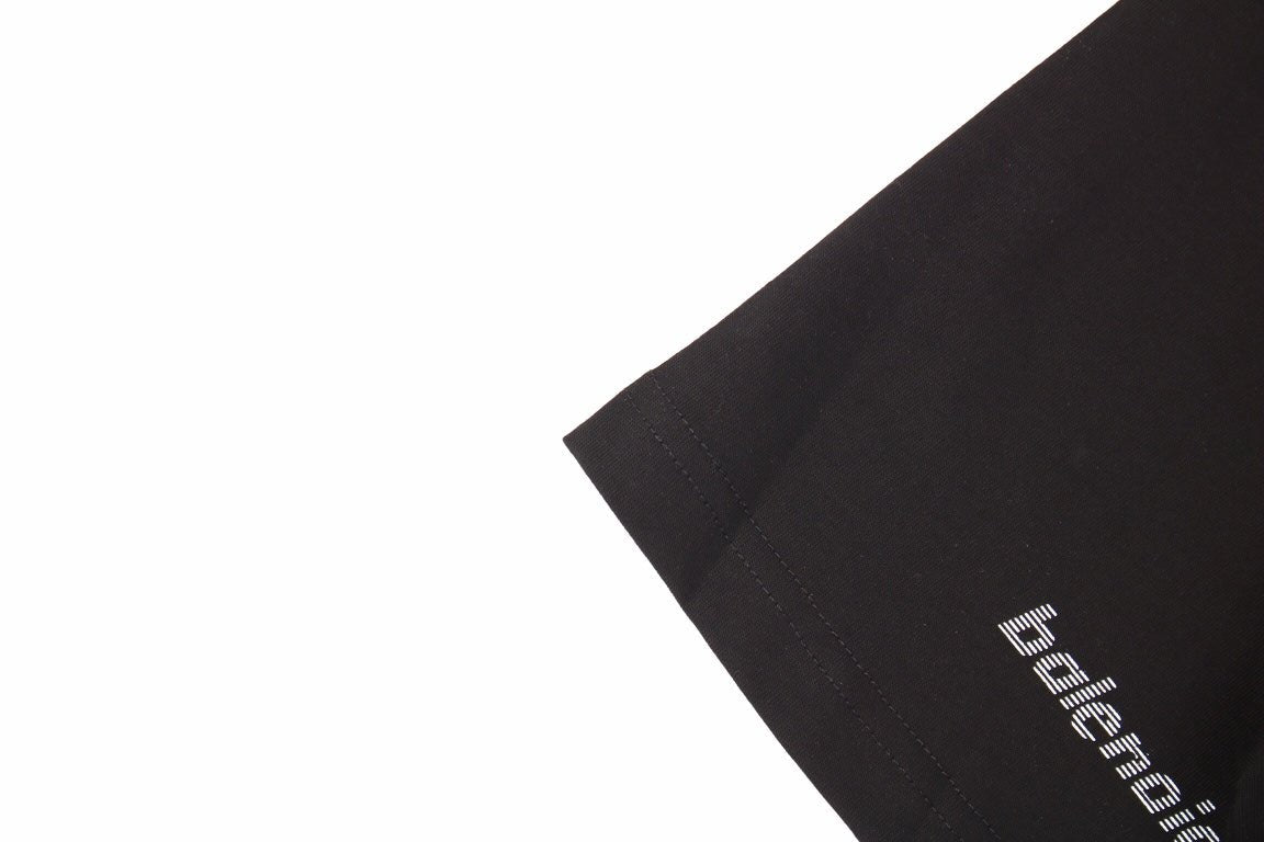 T-shirt Balenciaga à logo imprimé intégral