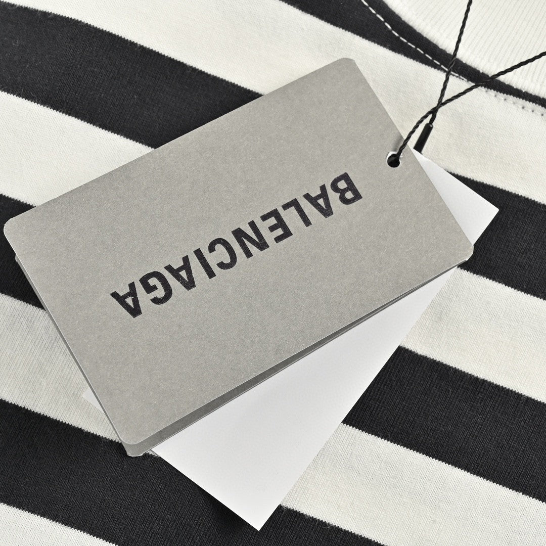 T-shirt rayé noir et blanc Balenciaga