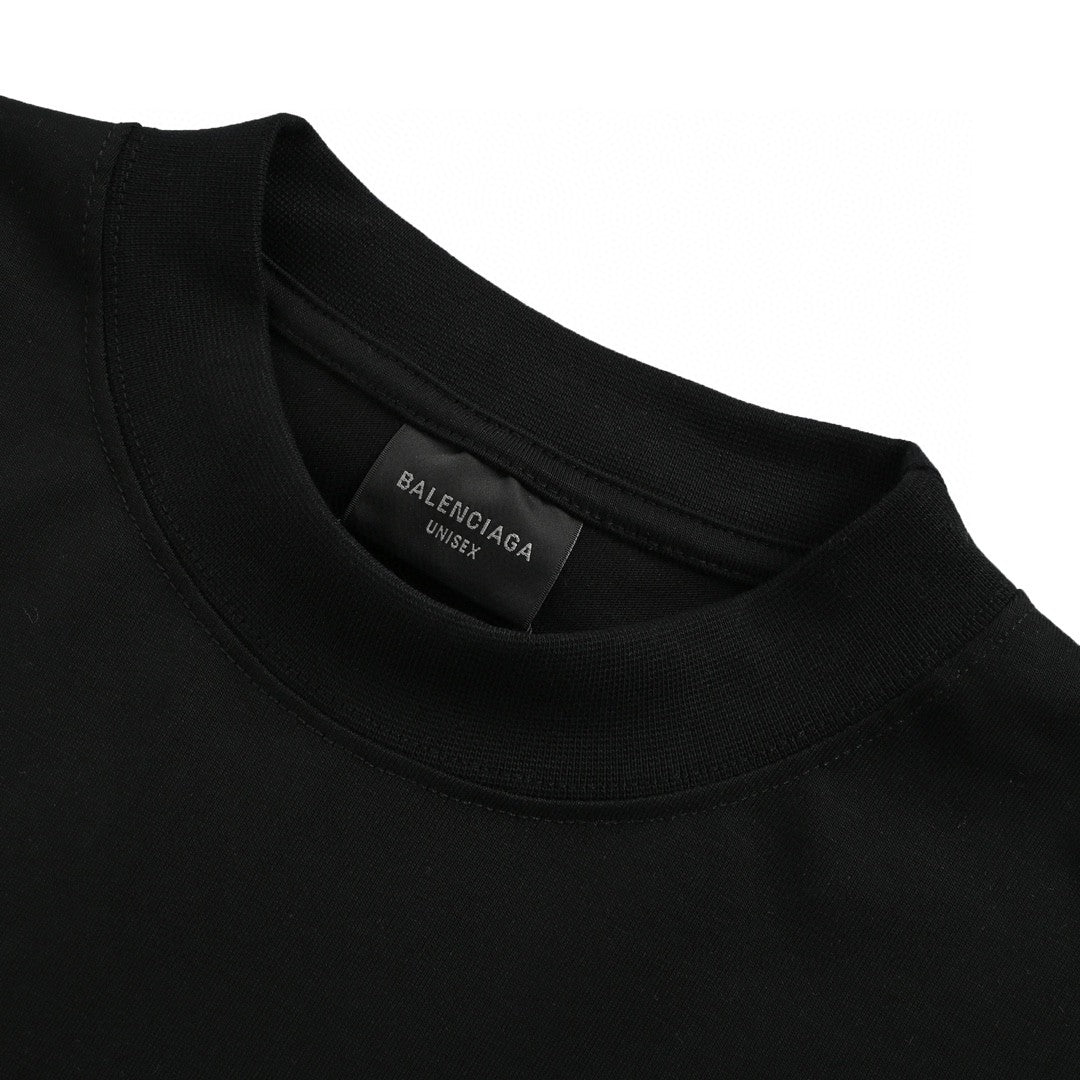 T-shirt noir Balenciaga avec motif EREWHON