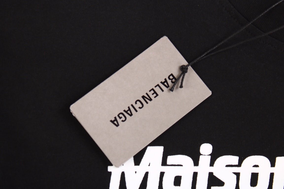 T-shirt noir Balenciaga avec noms de designers